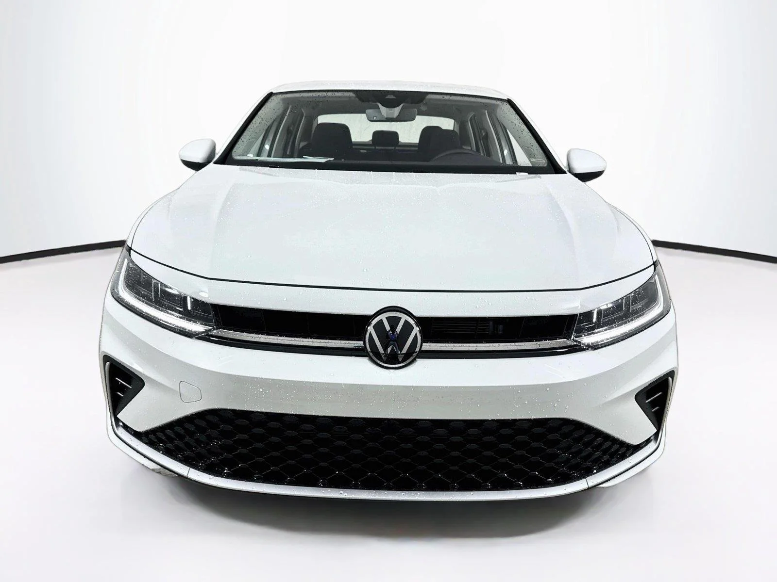 New 2027 Pure White Volkswagen S image 4