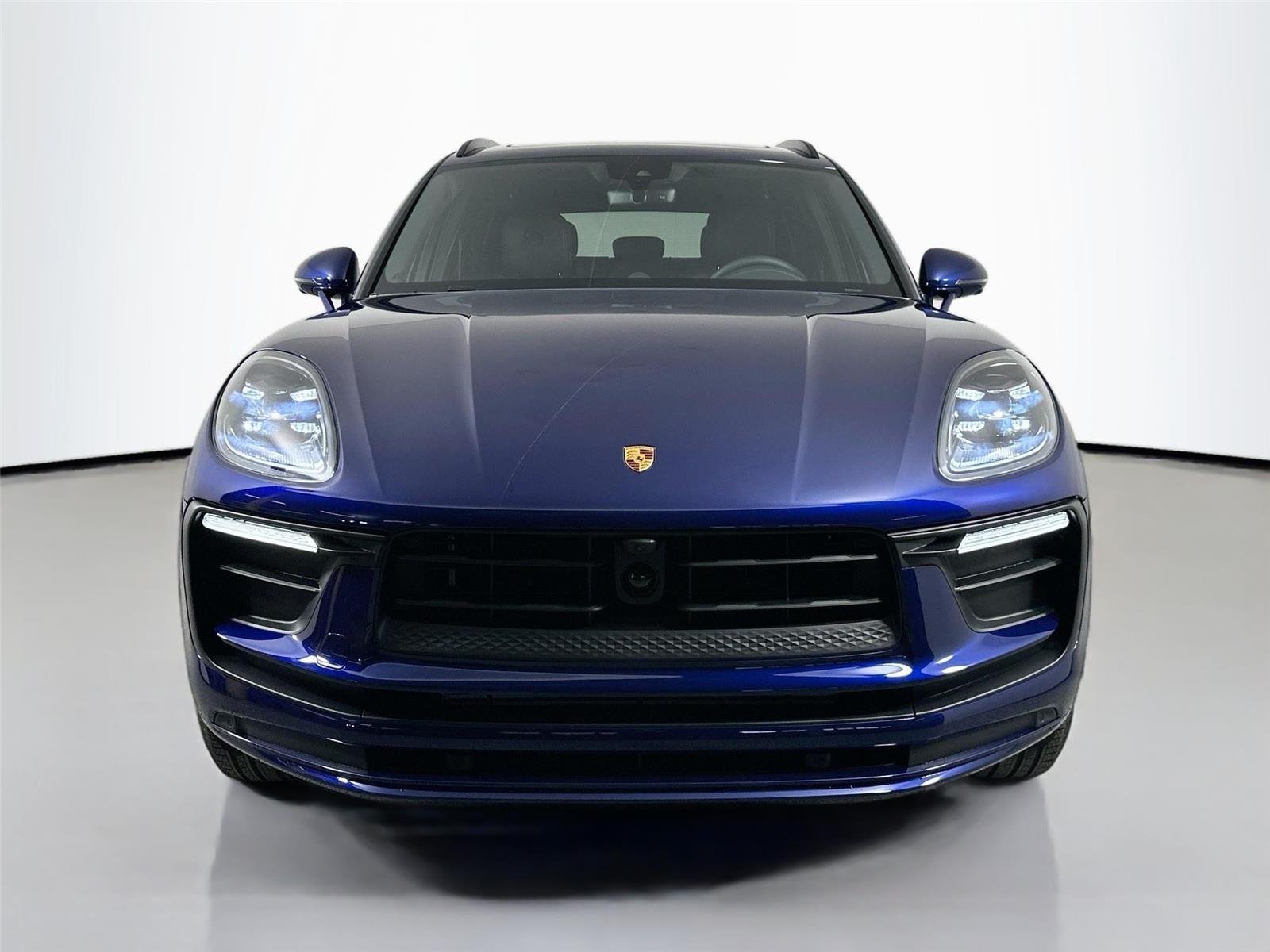 Certified Used 2026 Gentian Blue Metallic Porsche  image 10