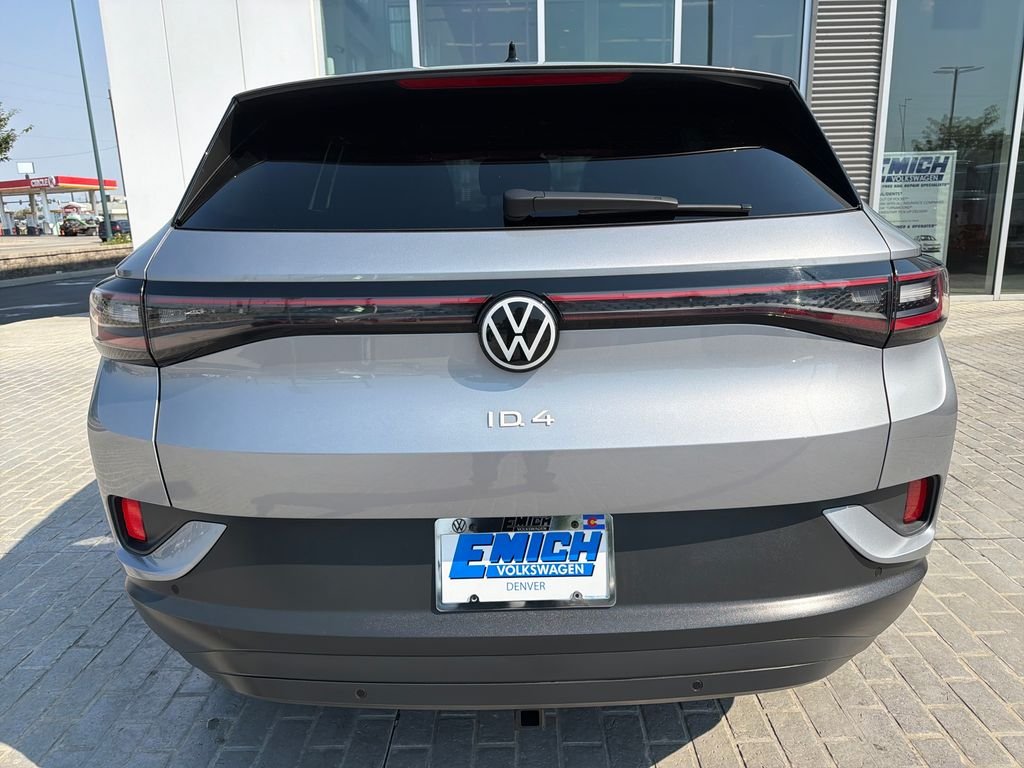 Certified Used 2024 Silver Mist Metallic Volkswagen Pro S image 6