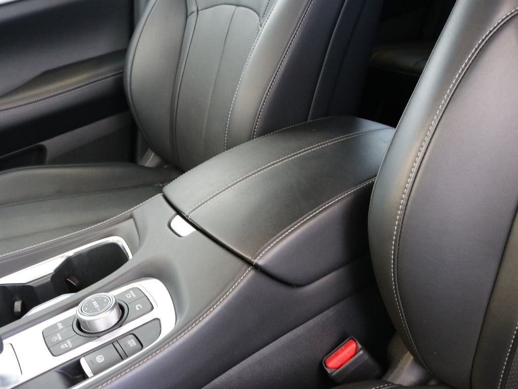 Certified Used 2025 Gray INFINITI PURE image 21