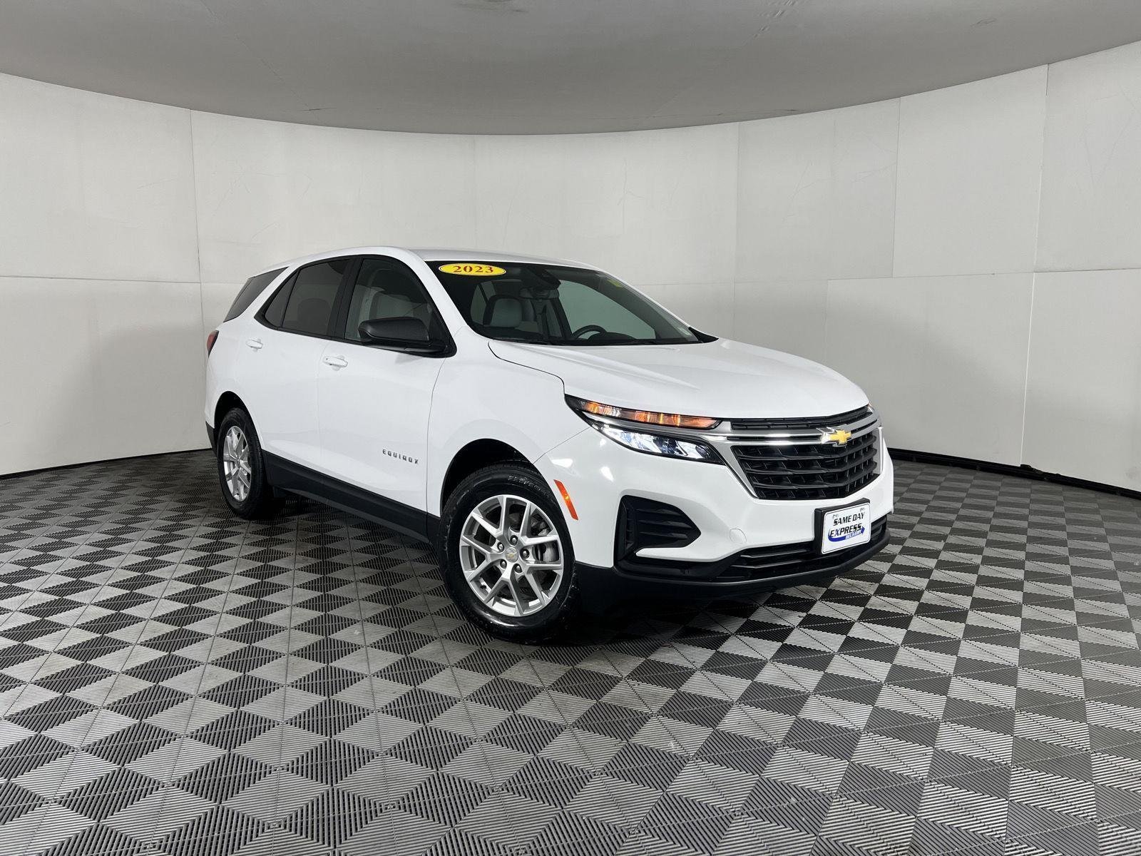 Used 2023 Summit White Chevrolet LS image 32