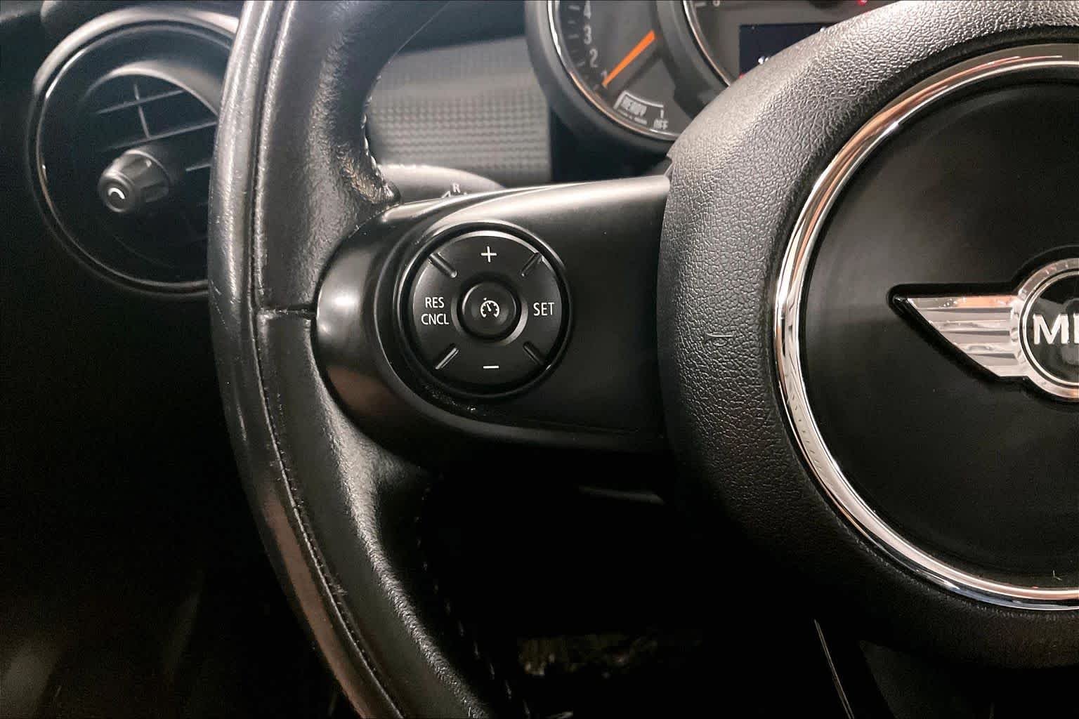Used 2017 Deep Blue Metallic MINI Cooper image 22