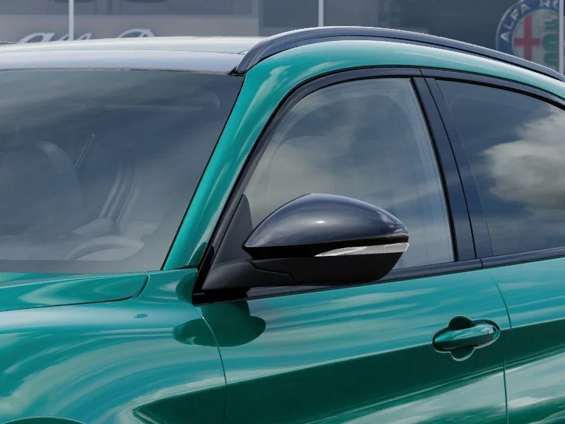 New 2025 Verde (Green) Fangio Metallic Exterior Paint Alfa Romeo Base image 13