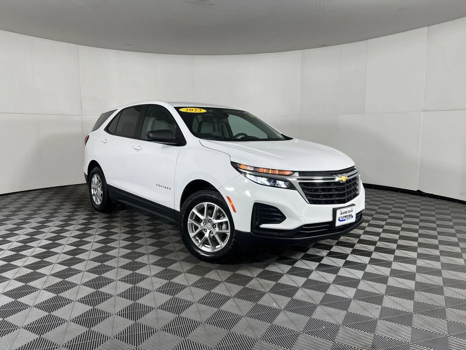 Used 2023 Summit White Chevrolet LS image 32