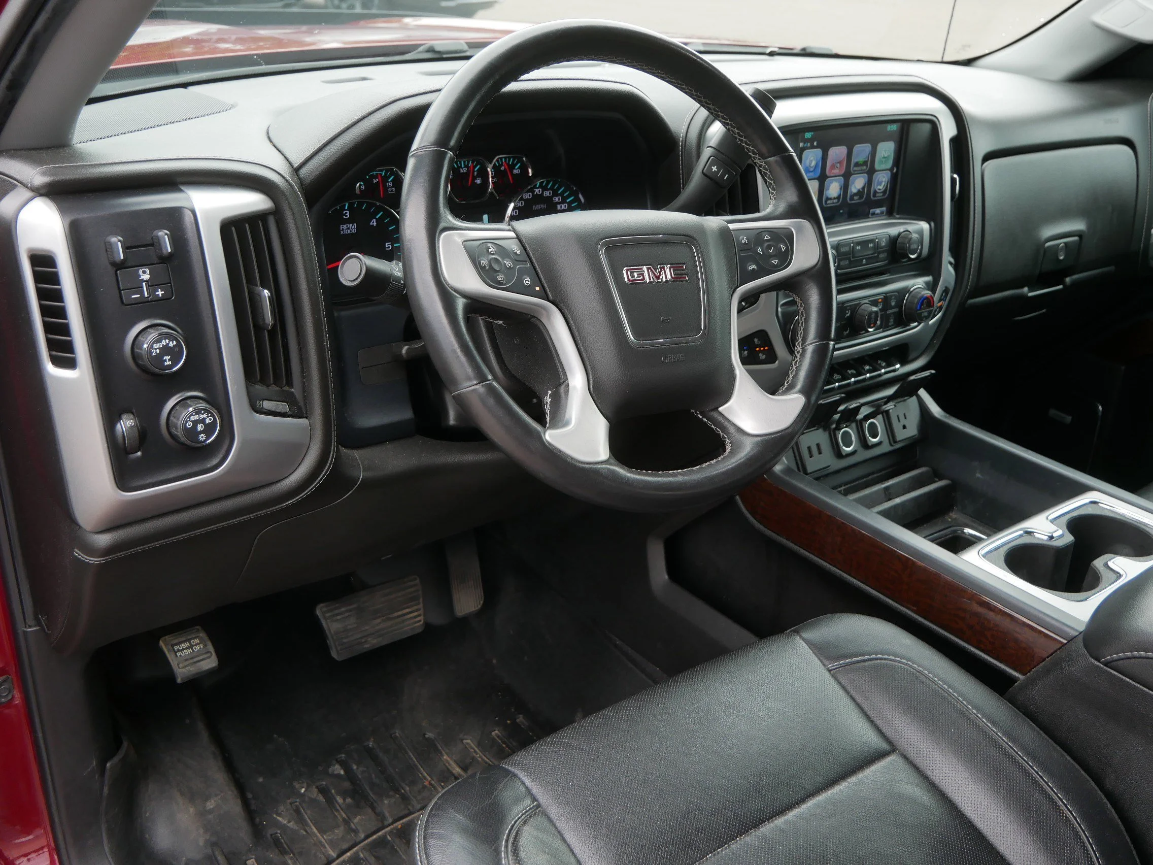 Used 2018 Red Quartz Tintcoat GMC SLT image 19