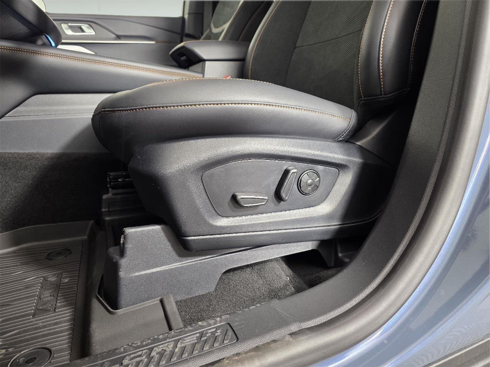 New 2026 Vapor Blue Metallic Ford Tremor® image 61