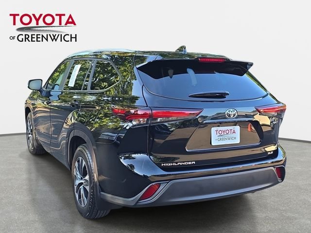 Used 2026 Black Toyota XLE image 6