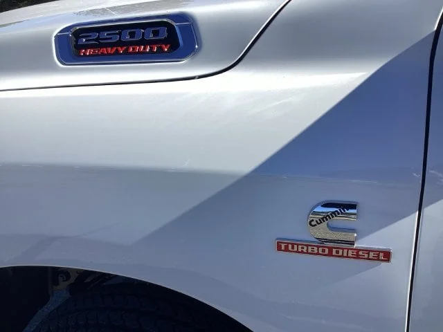New 2027 White Ram BIG HORN CREW CAB 4X4 6