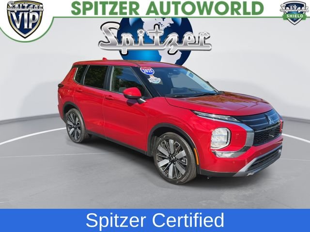 Used 2025  Mitsubishi SE image 2