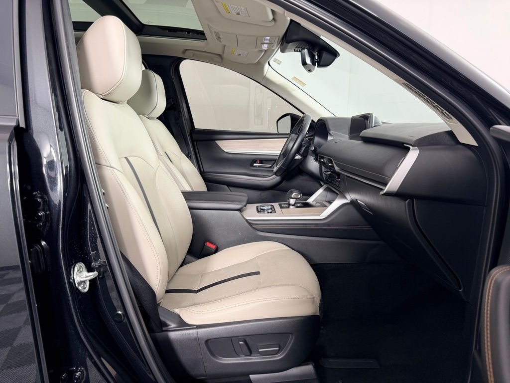 2024 Mazda CX-90 Premium Package | CarEdge | CarEdge