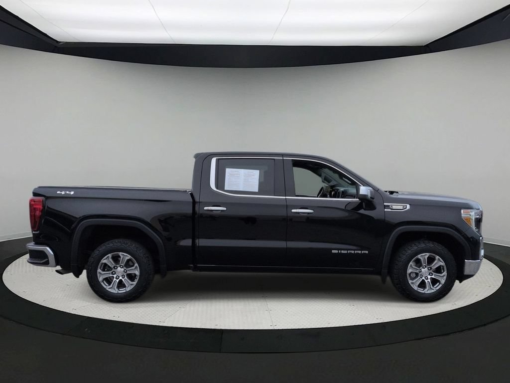 Used 2022 Onyx Black GMC SLT image 10