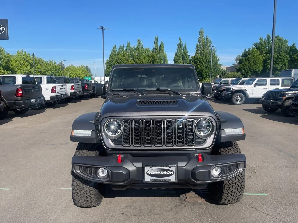New 2026 Granite Crystal Metallic Clear-Coat Exterior Paint Jeep Rubicon image 9