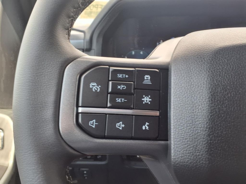 New 2026 Agate Black Metallic Ford XLT image 14