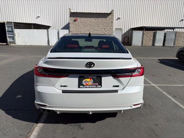 Certified Used 2025 MID BLK/WIND CHILL Toyota  image 7