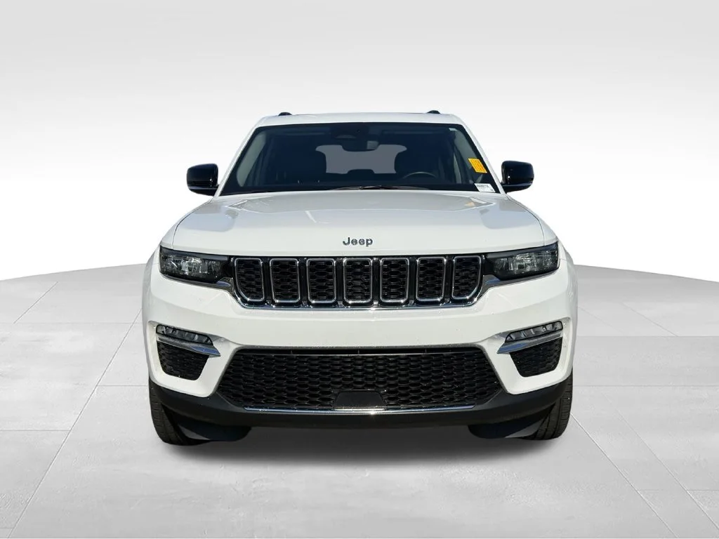 Used 2022 White Jeep Limited image 24