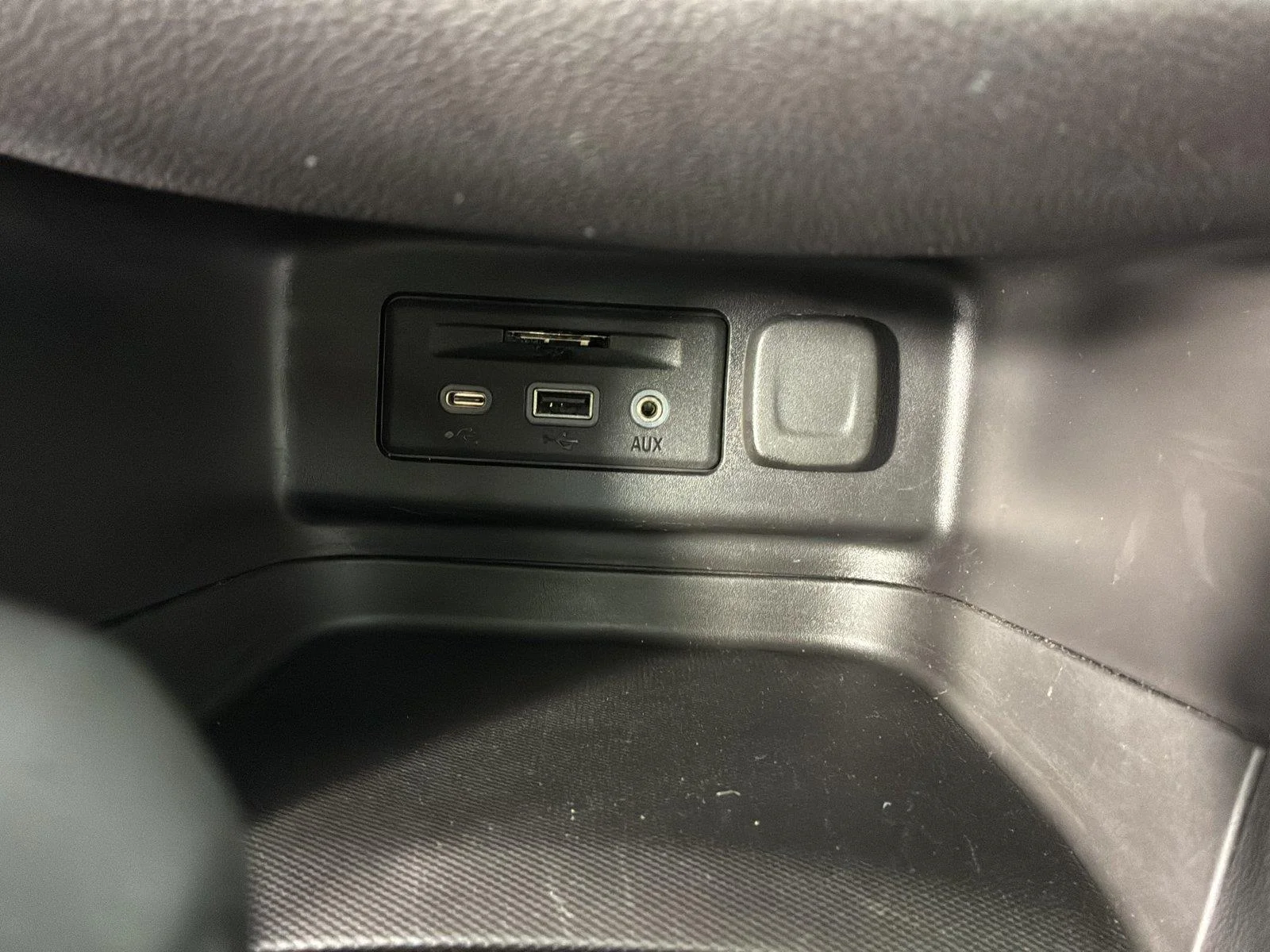Used 2024 Sterling Gray Metallic Chevrolet RS image 26