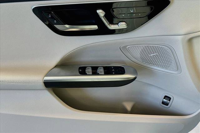 New 2026 Polar White Mercedes-Benz C 300 image 46