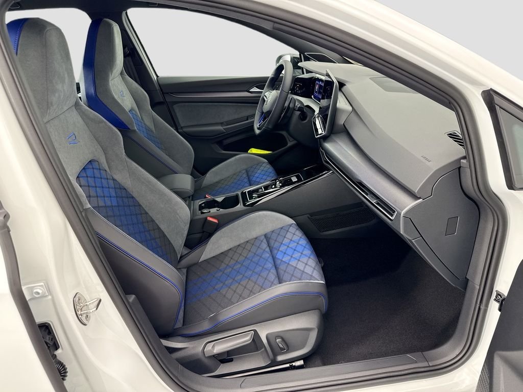 New 2026 Pure White Volkswagen Base image 19