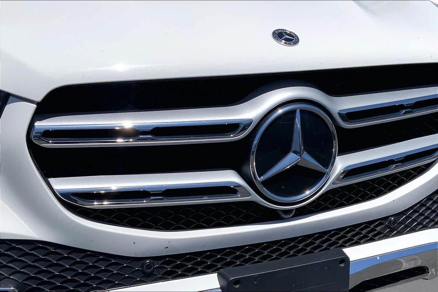 Used 2022 Polar White Mercedes-Benz GLE 350 image 29