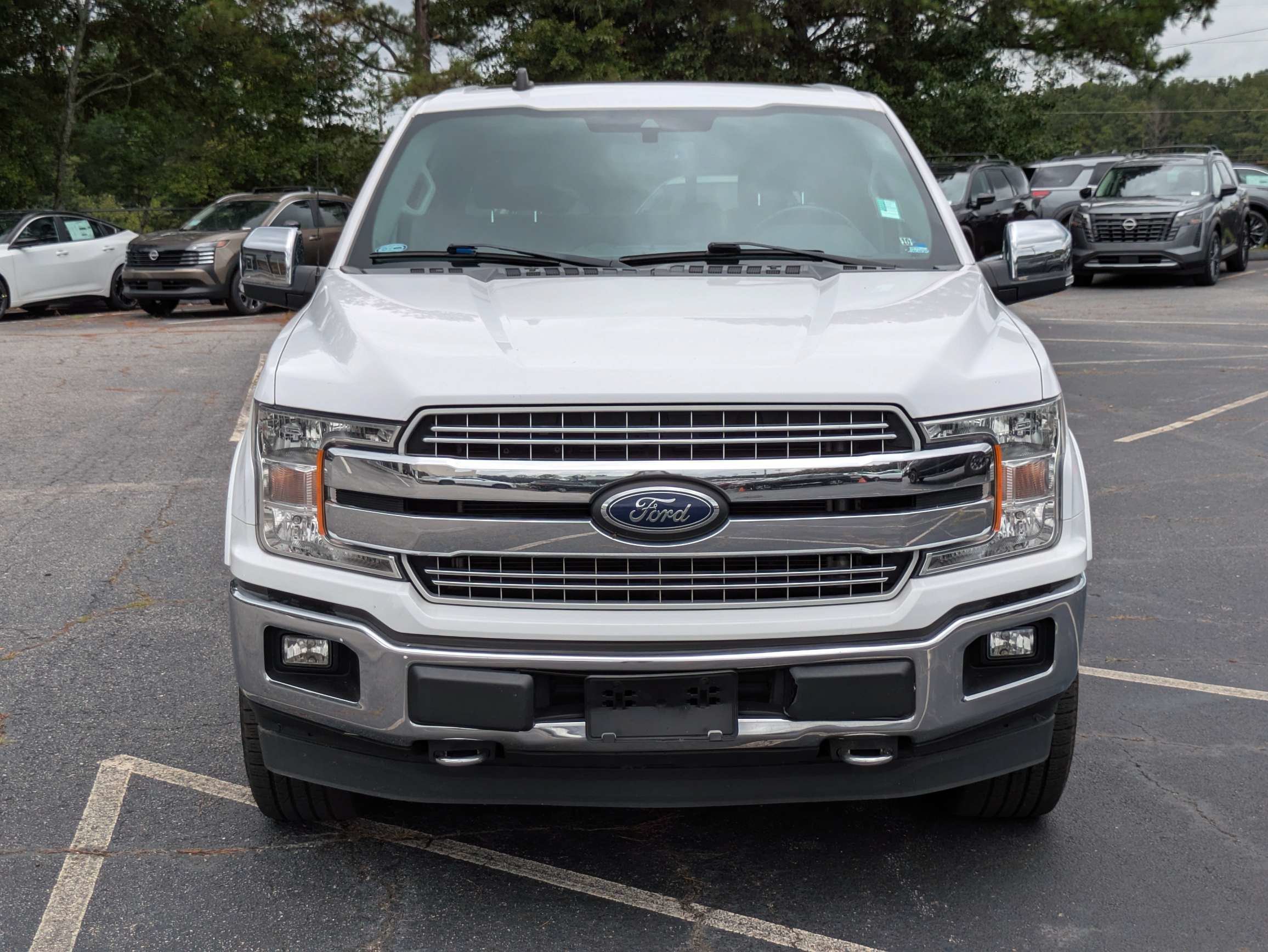 Used 2020 White Ford Lariat image 8