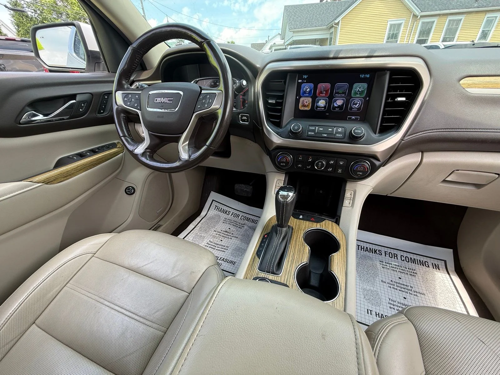 Used 2018 White GMC Denali image 3