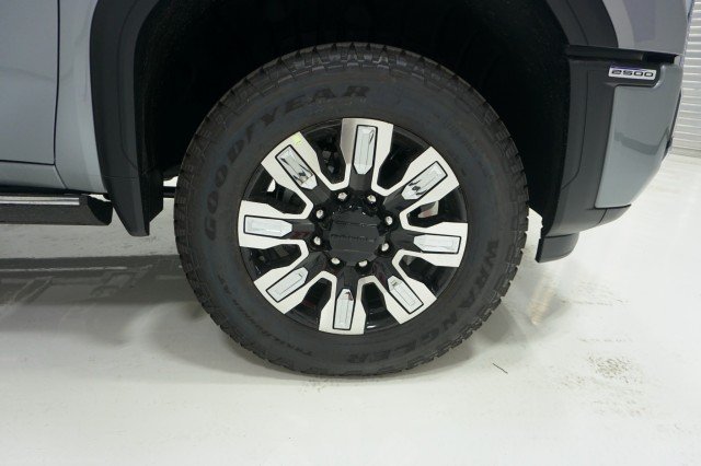 New 2026 Sterling Metallic GMC Denali image 5