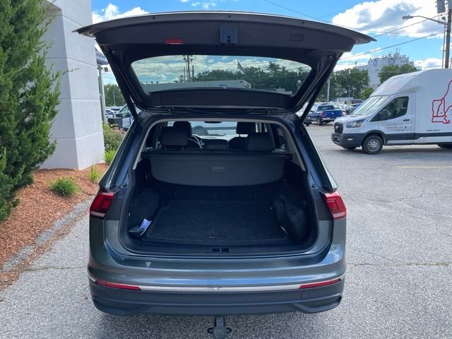 Used 2022 Platinum Gray Metallic Volkswagen 2.0T SE image 49