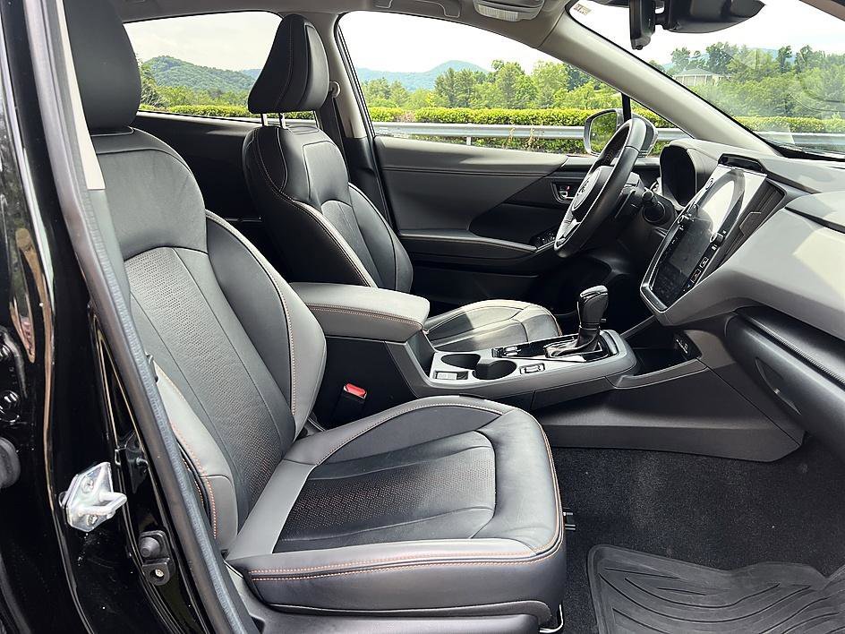 Used 2024 Crystal Black Silica Subaru Limited image 19