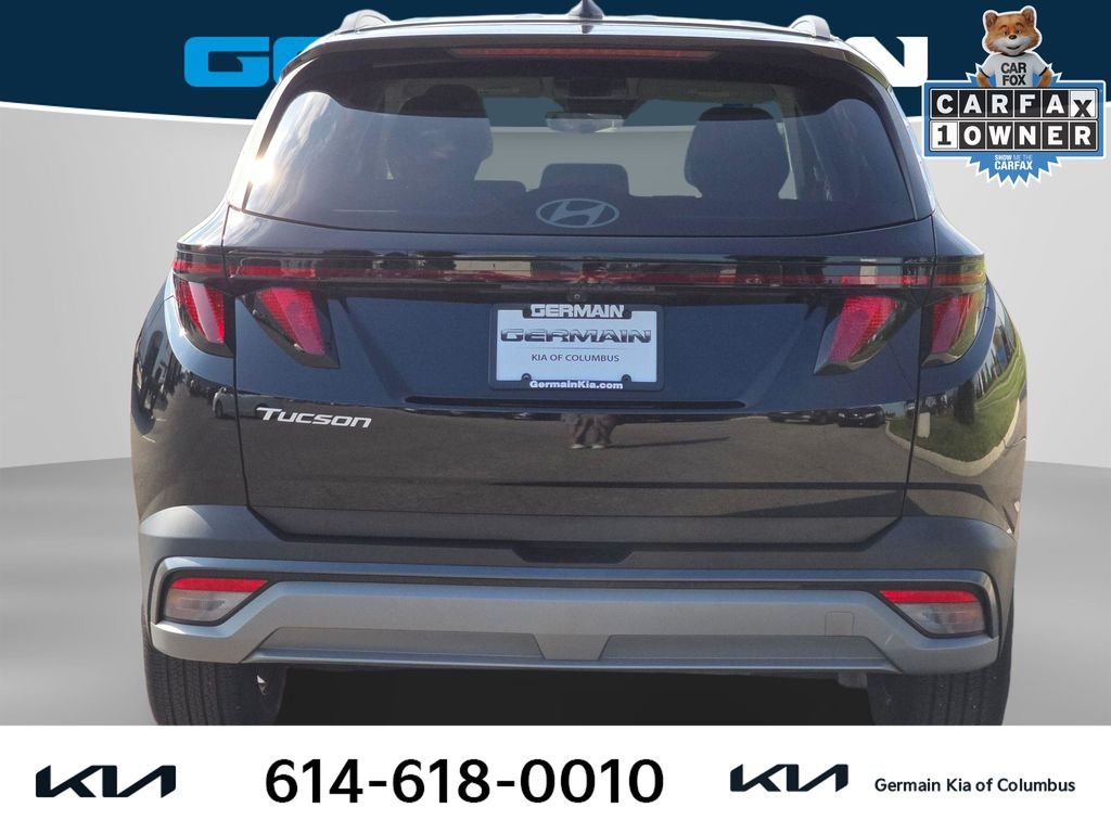 Used 2025 Black Hyundai SEL image 10