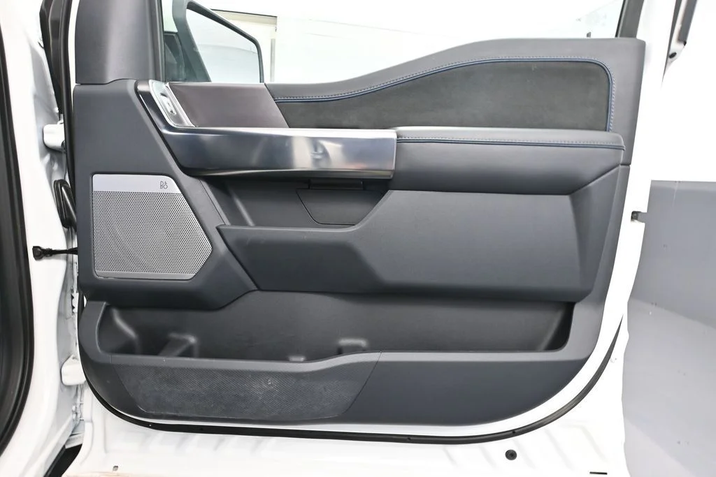 2025 Ford F-150 Platinum - Photo 46