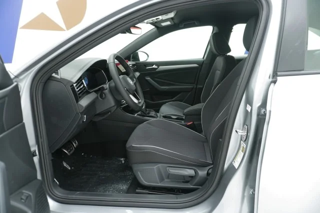 2026 Volkswagen Jetta Sport - Photo 15