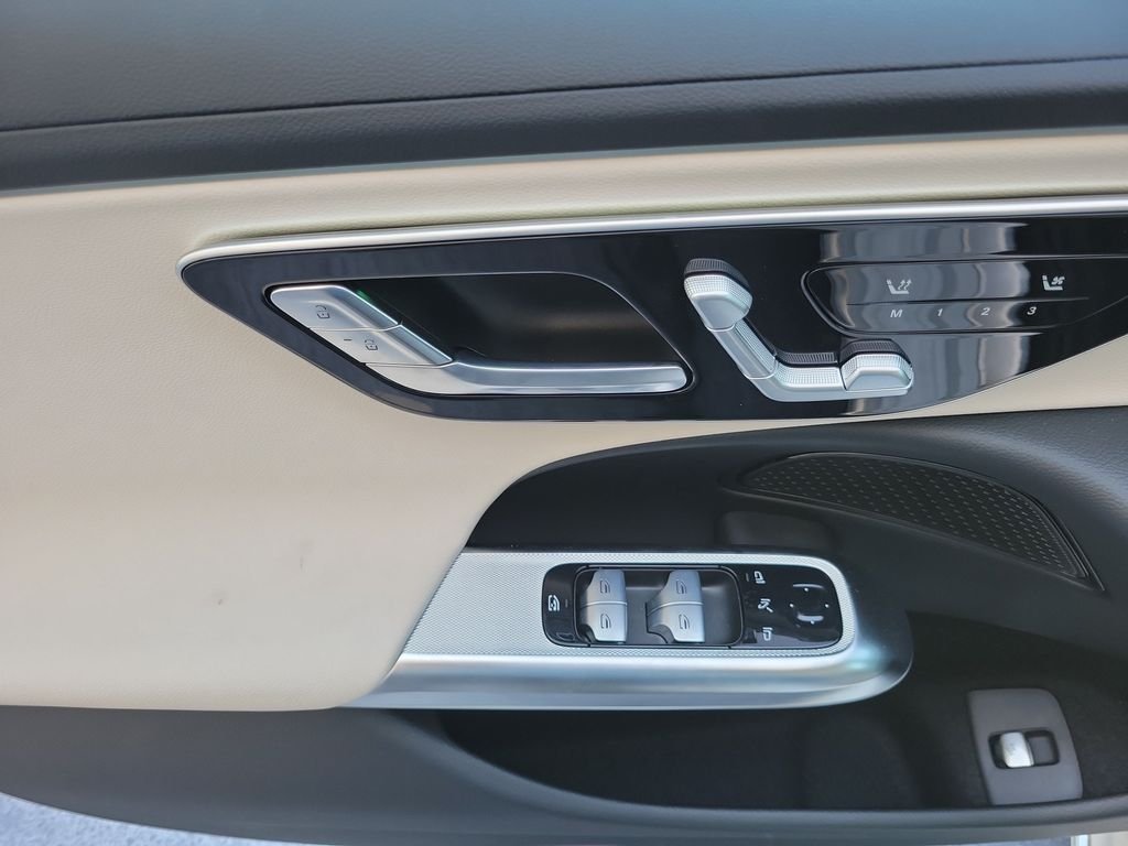 New 2026 Polar White Mercedes-Benz E 450 image 15