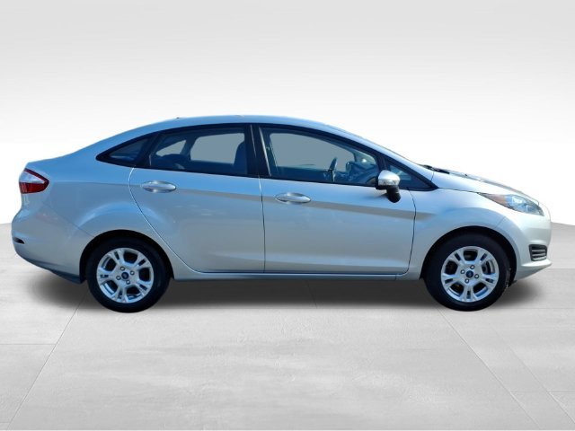 Used 2014 Silver Ford SE image 13