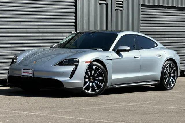 2023 Porsche Taycan 
