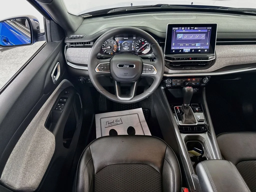 Used 2023 Laser Blue Pearlcoat Jeep Latitude image 3