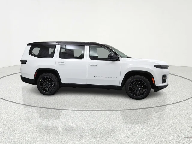 New 2026 Bright White Clear-Coat Exterior Paint Jeep Summit image 5