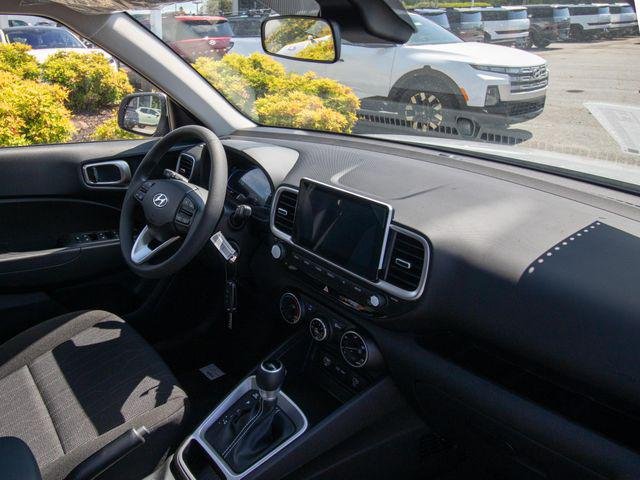 New 2026 Silver Hyundai SE image 12