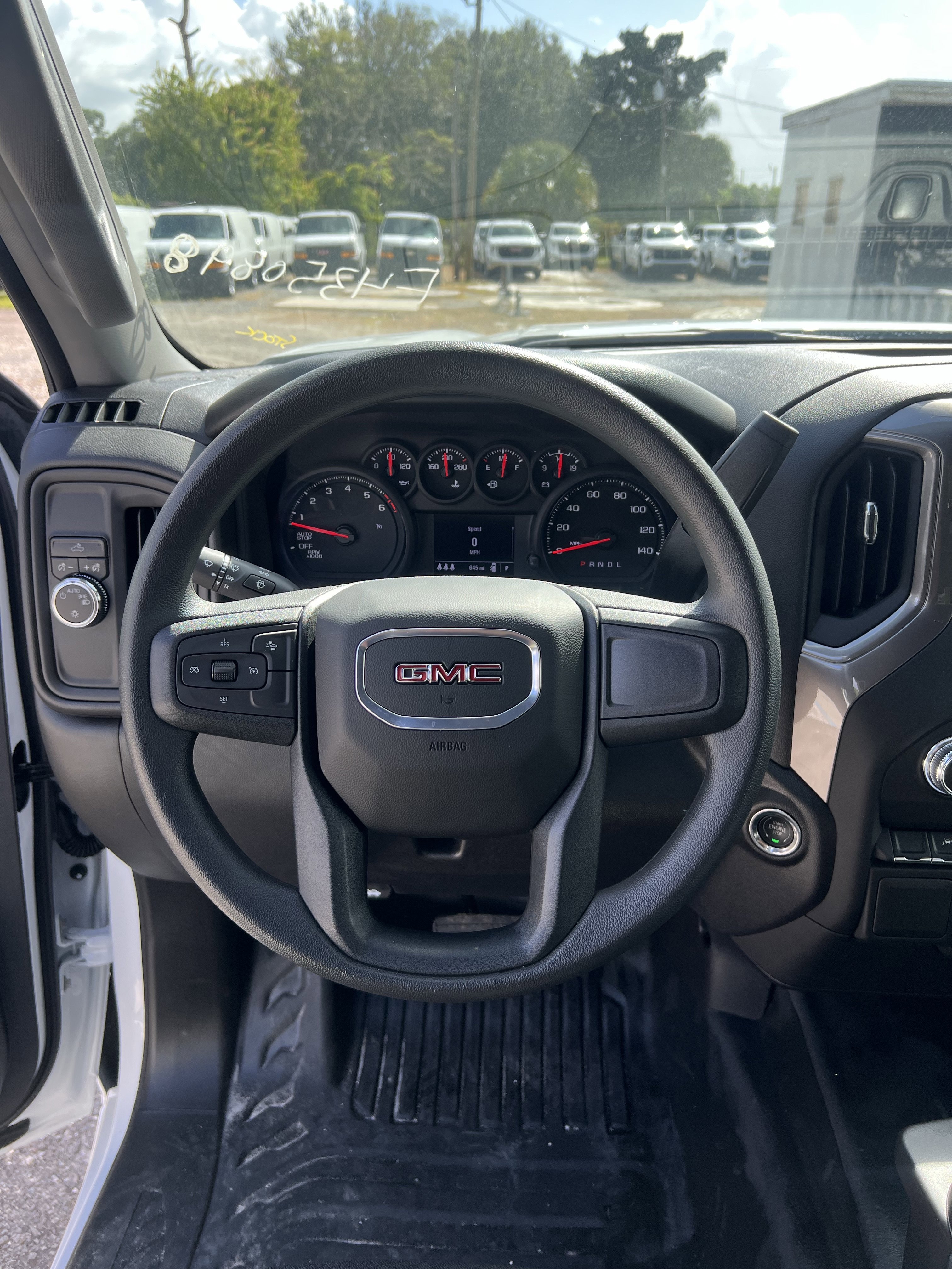 2025 GMC Sierra 1500 Pro - Photo 12