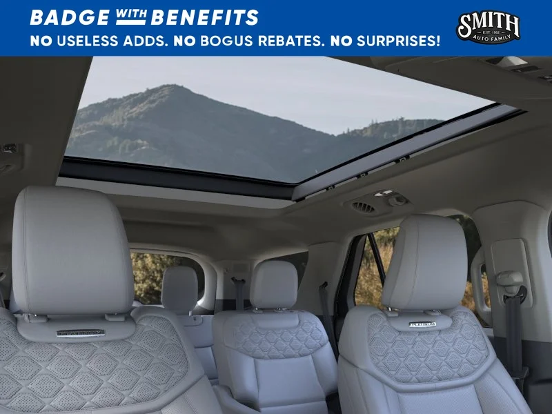 New 2026 Star White Metallic Tri-Coat Ford Platinum™ image 23