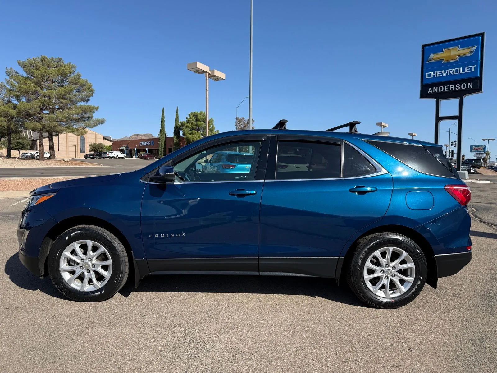 2019 Chevrolet Equinox LT - Photo 10