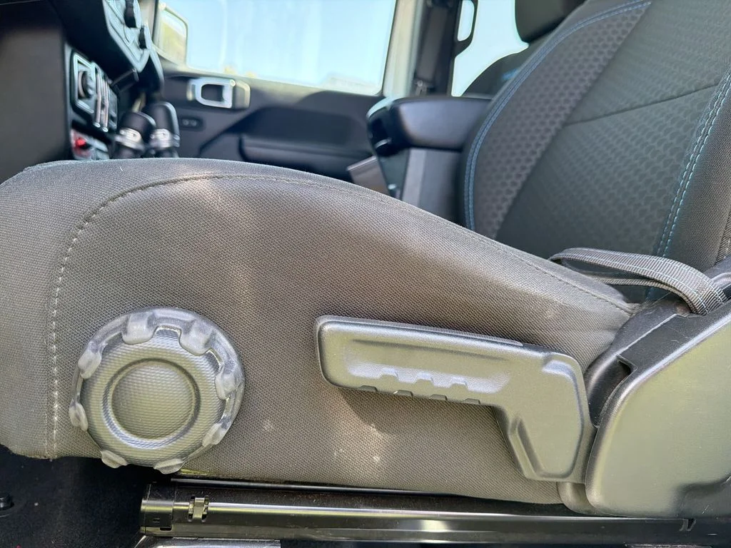 Used 2024 White Jeep Rubicon 4xe image 6