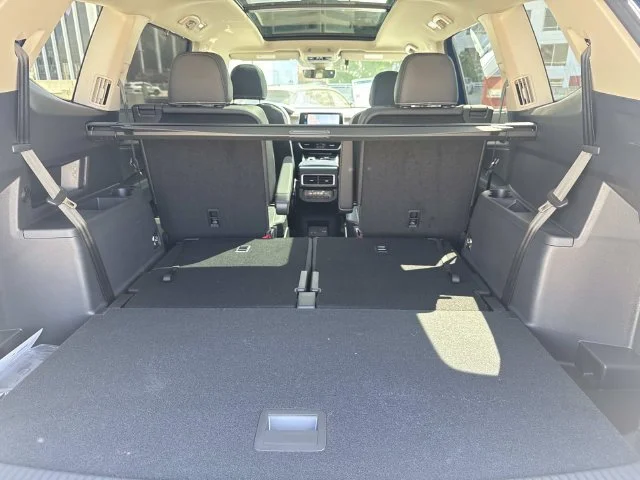 2026 Volkswagen Atlas photo 5