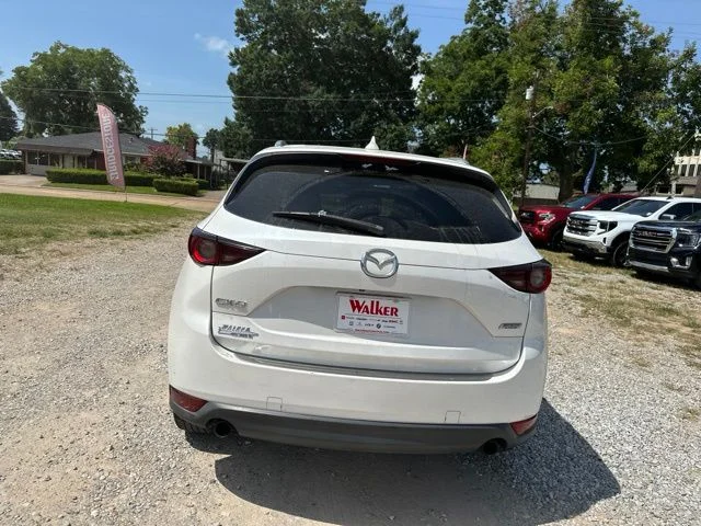 Used 2018 White Mazda Touring image 11
