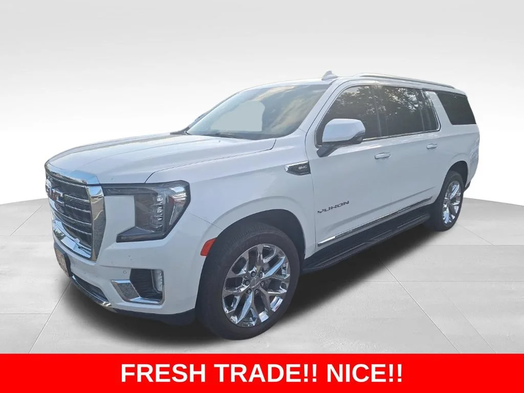 Used 2021 WHITE FROST TRICOAT GMC SLT image 2