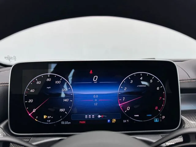 New 2026 Polar White Mercedes-Benz C 300 image 2