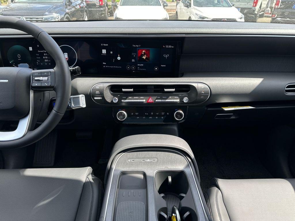 New 2026 Black Hyundai SEL 7P image 16