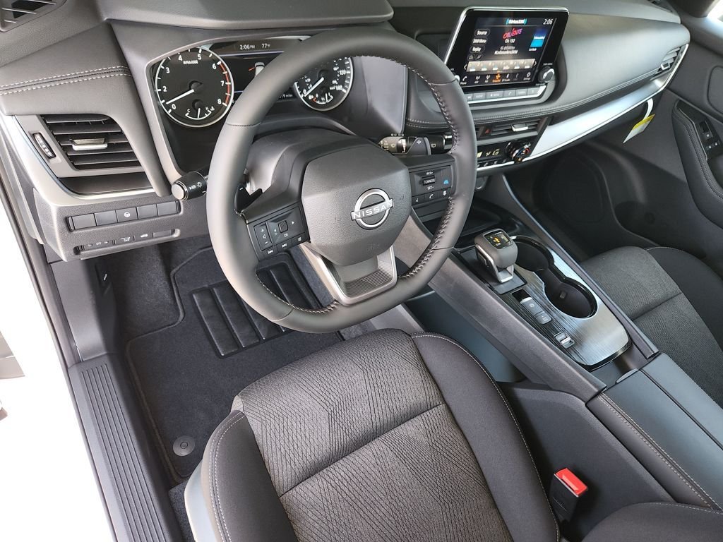 New 2026 White Nissan SV image 7