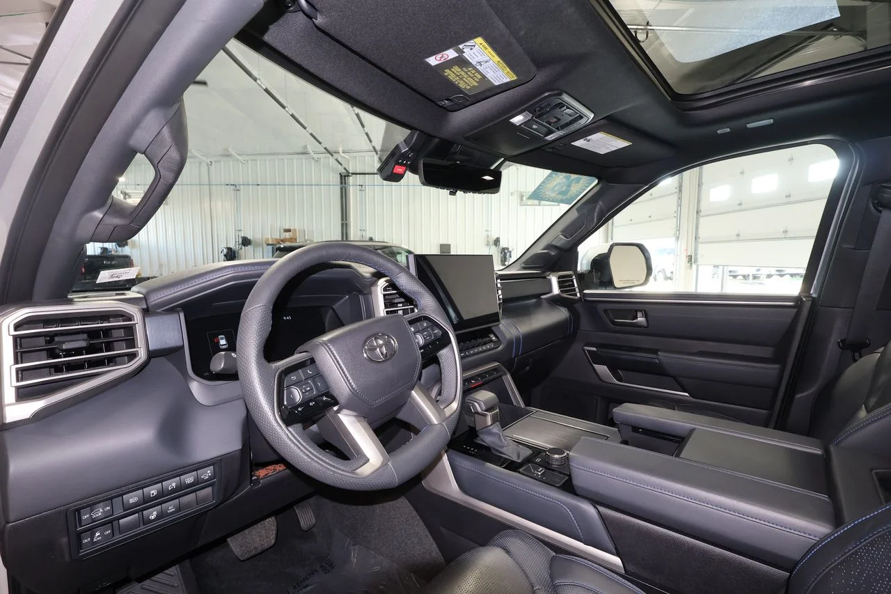 2026 Toyota Sequoia Platinum - Photo 9