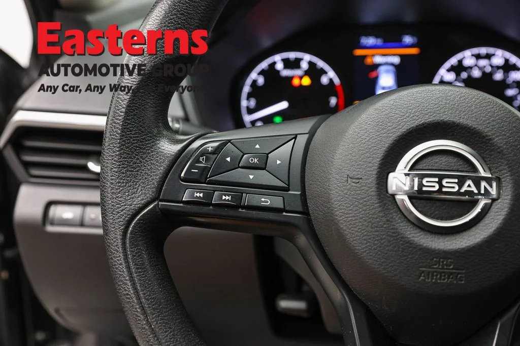 Used 2023 Gray Nissan 2.5 S image 14