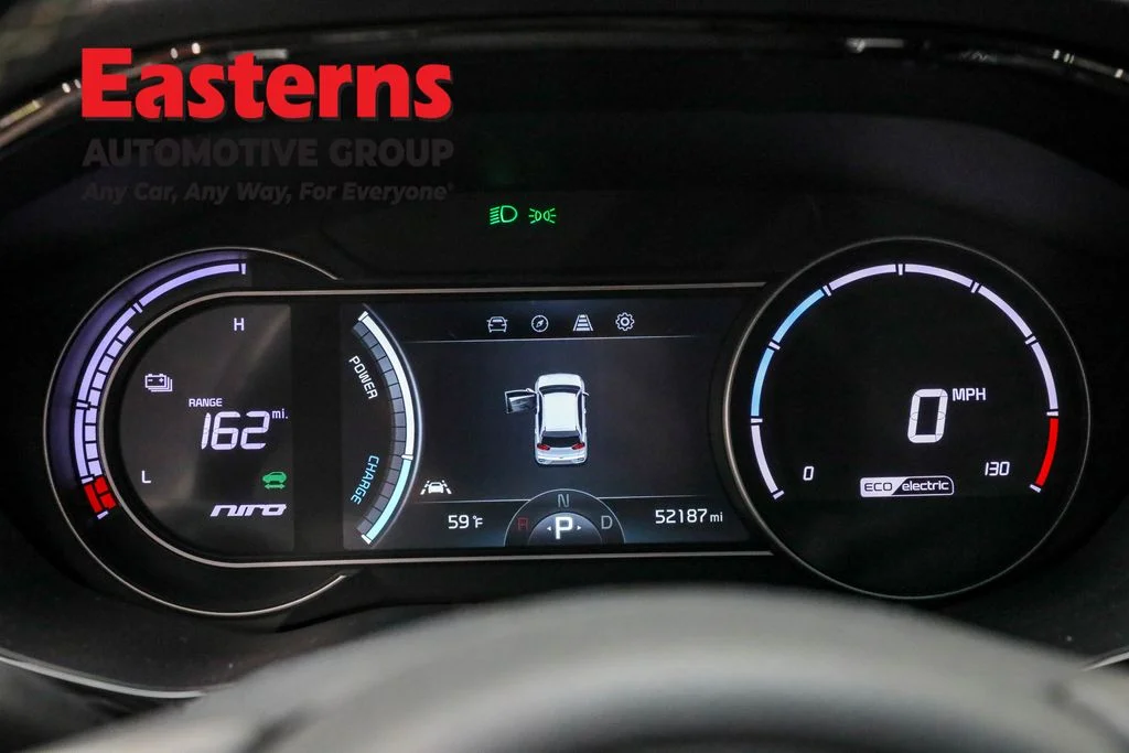 Used 2022 Gray Kia EX image 18